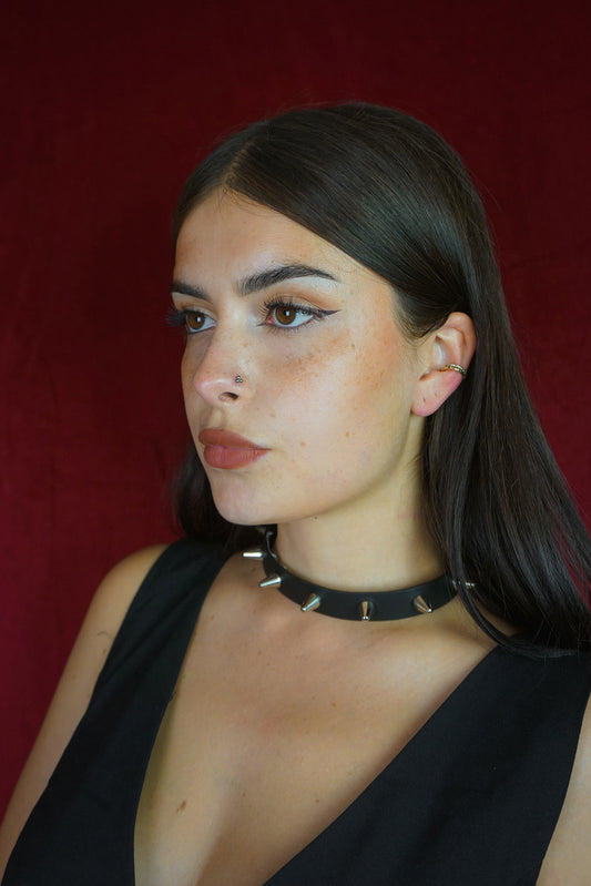 Spiked choker