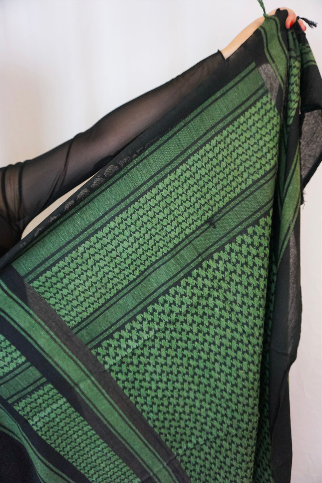 Desert Scarf Black & Green