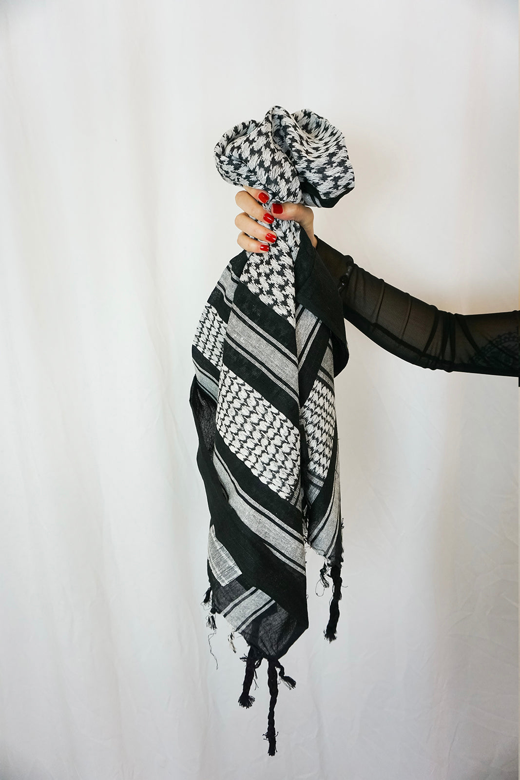 Desert Scarf Black & White