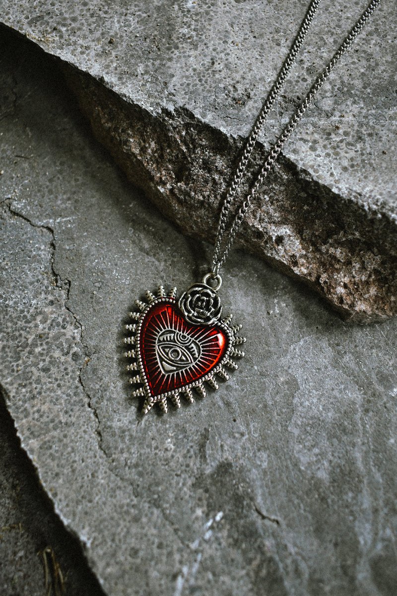 Sangre necklace - Necklace - House of Bones Jewelry