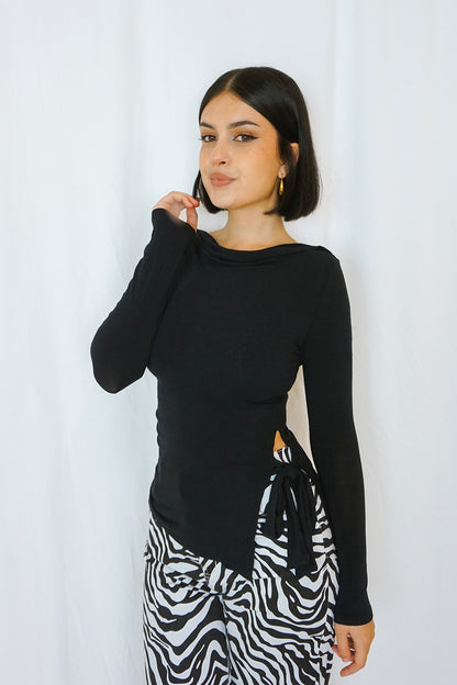 Lenore Longsleeve Black