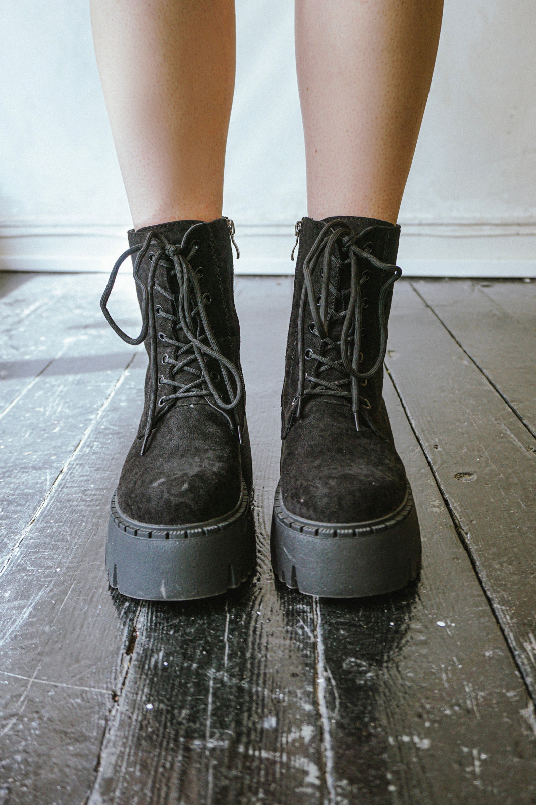 Chunky Leopard Velvet Boots