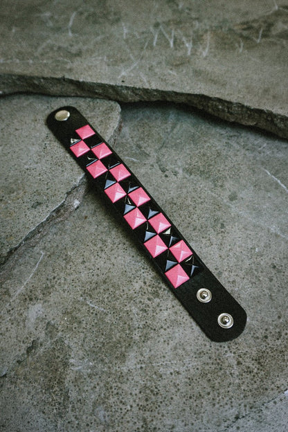 Pink & Black Checkered Bracelet - Accessories - HOB